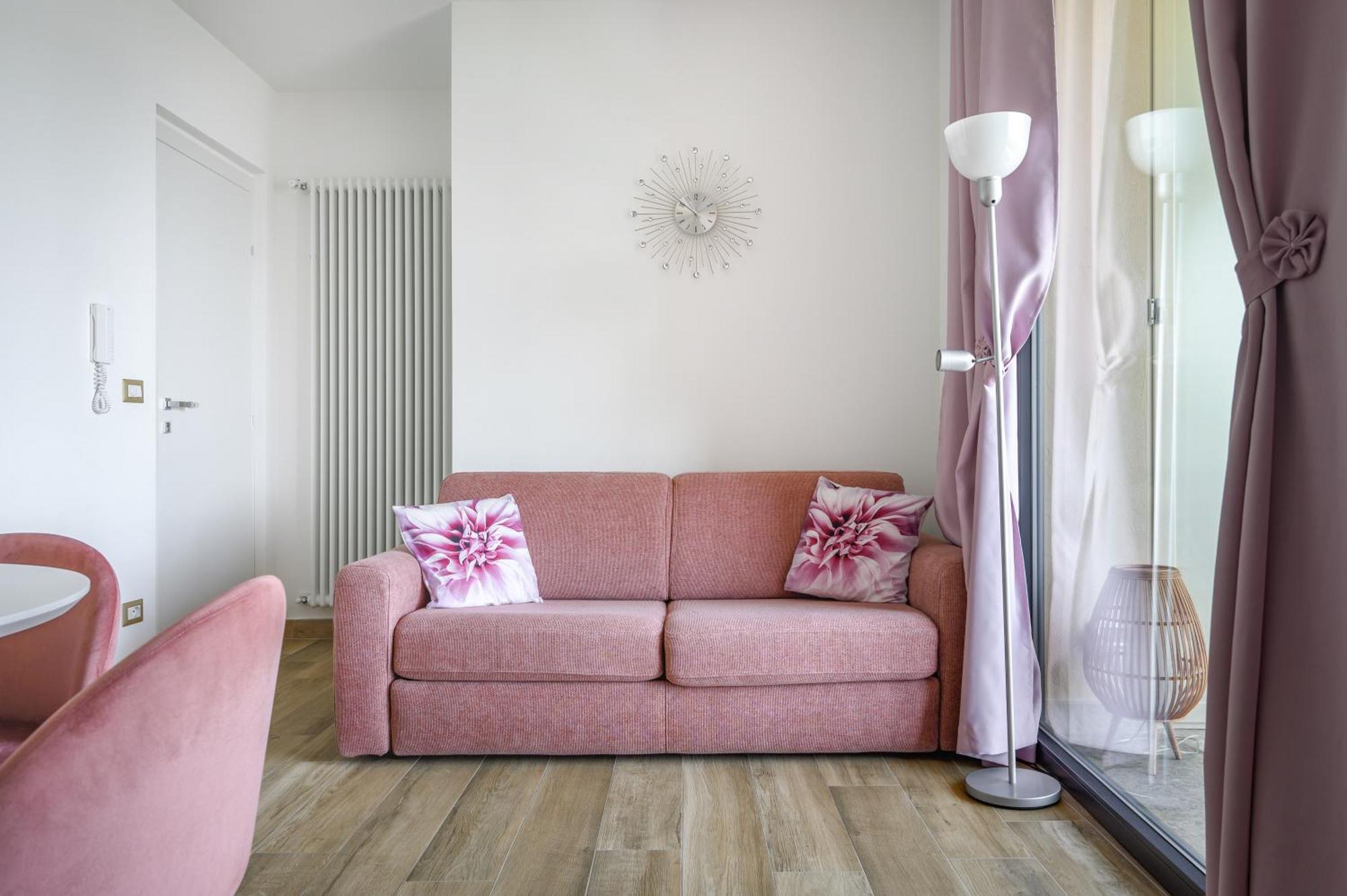 Casa Vacanze Maddalena - Palazzetto Sul Lago - Diamante Rosa Marta Exteriör bild