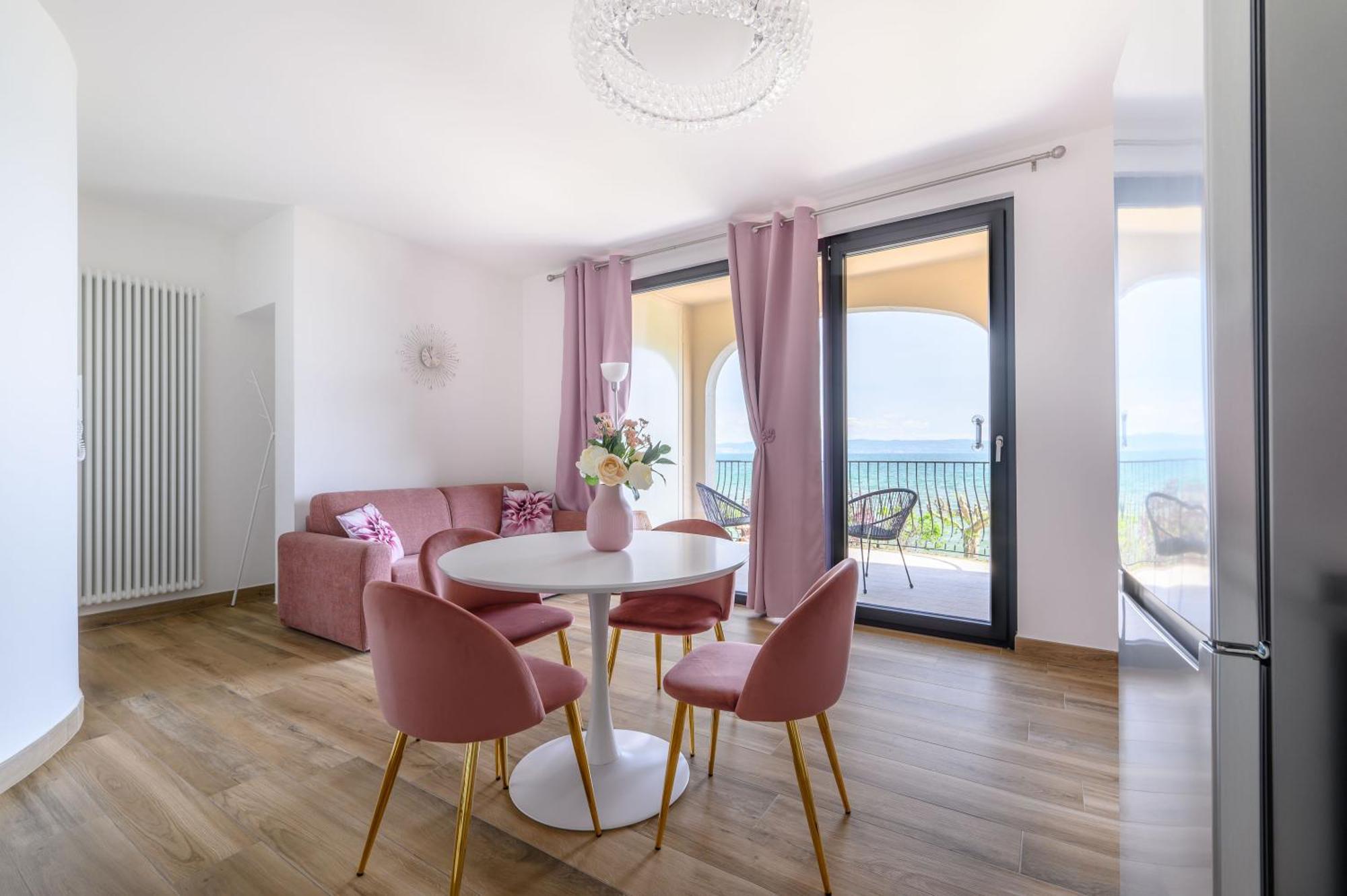 Casa Vacanze Maddalena - Palazzetto Sul Lago - Diamante Rosa Marta Exteriör bild
