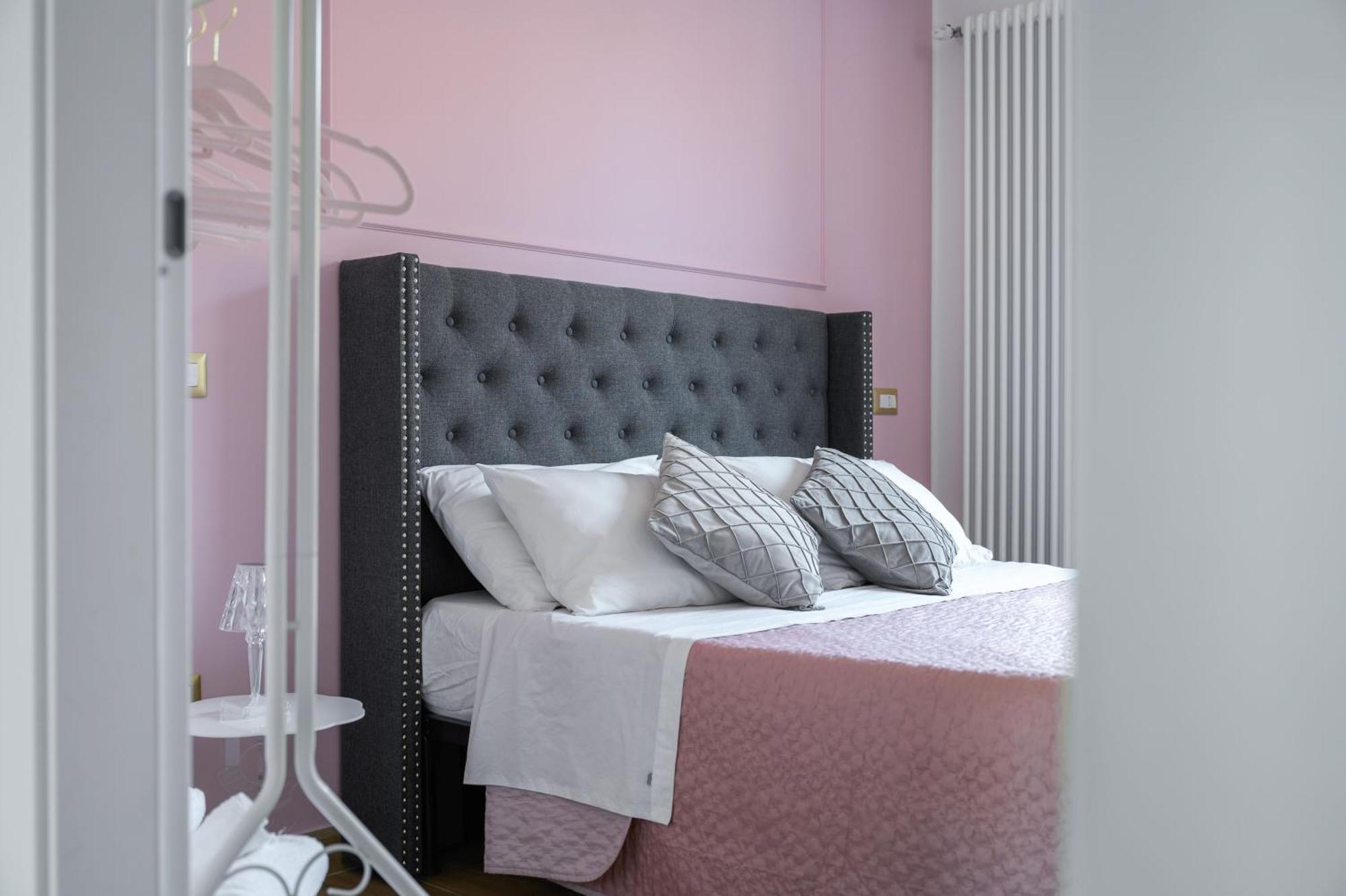 Casa Vacanze Maddalena - Palazzetto Sul Lago - Diamante Rosa Marta Exteriör bild